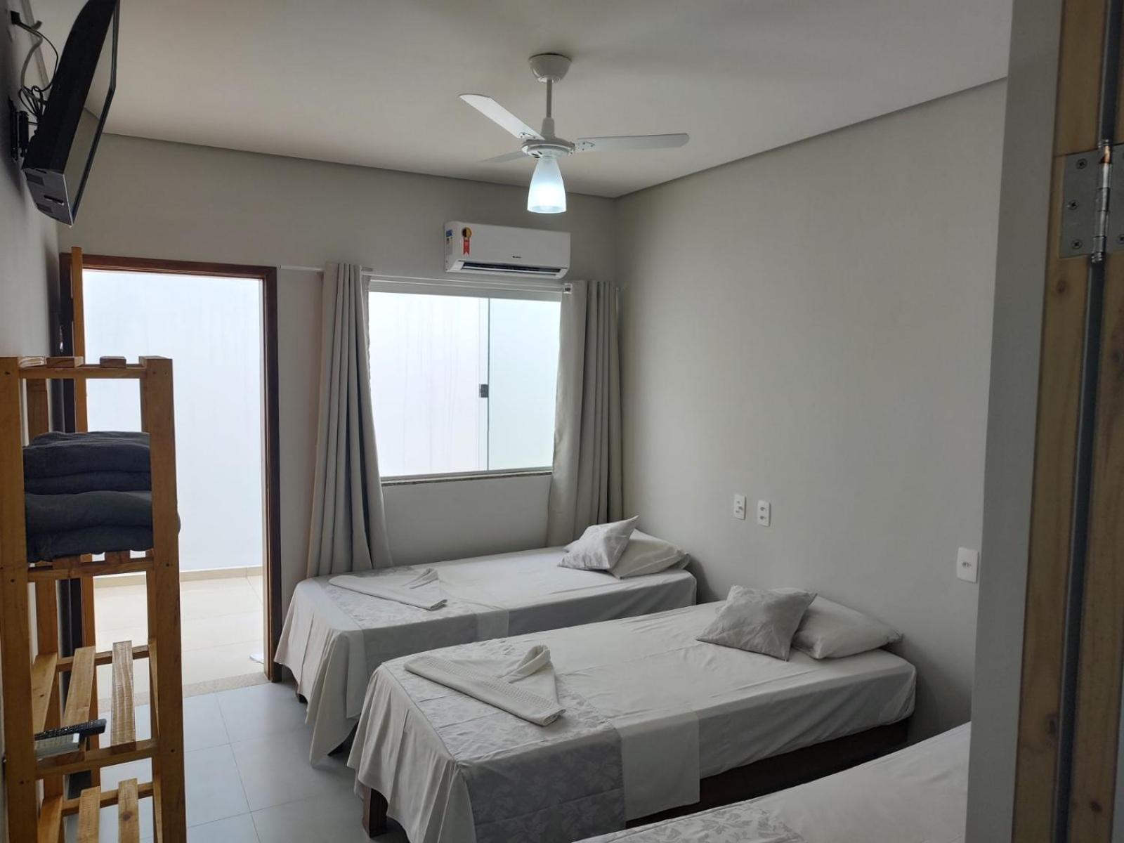 Hotel Veleiro Sao Sebastiao  Esterno foto
